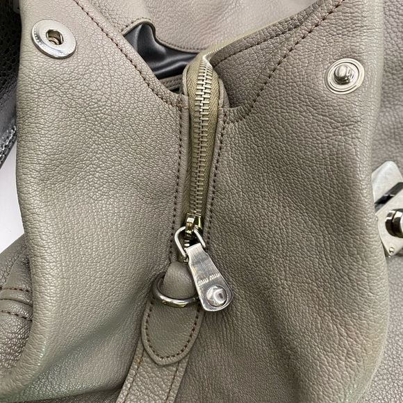 Miu Miu 2-Way handbag - Picture 8 of 15